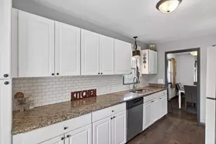 4324 Queen Ave N, Minneapolis, MN 55412 - Photo 10