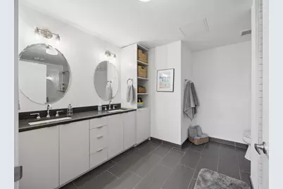 1240 S 2nd Street #1021, Minneapolis, MN 55415 - Photo 14