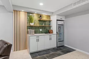 997 Carlton Dr, Shoreview, MN 55126 - Photo 4