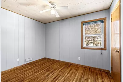 4651 Colorado Avenue N, Crystal, MN 55422 - Photo 20