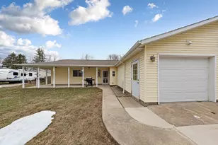 128 Olive St, West Concord, MN 55985 - Photo 2