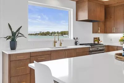 4919 Three Points Boulevard, Mound, MN 55364 - Photo 16