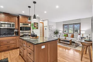 2810 Aquila Ave S, Saint Louis Park, MN 55426 - Photo 4