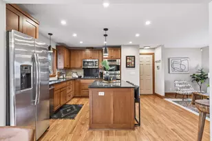 2810 Aquila Ave S, Saint Louis Park, MN 55426 - Photo 8