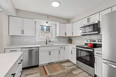 2946 McKnight Road N, Maplewood, MN 55109 - Photo 6