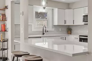 2946 McKnight Rd N, Maplewood, MN 55109 - Photo 6