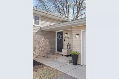 2946 McKnight Road N, Maplewood, MN 55109 - Photo 2