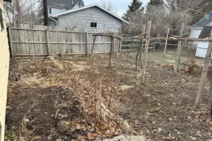 623 E 6th St, Albert Lea, MN 56007 - Photo 8