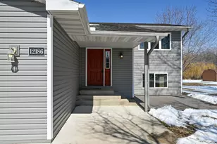 12186 59th Circle NE, Albertville, MN 55301 - Photo 4