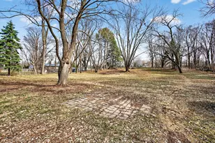 1387 Hadley Ave N, Oakdale, MN 55128 - Photo 32