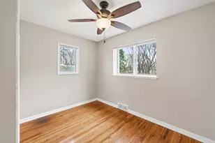 1387 Hadley Ave N, Oakdale, MN 55128 - Photo 16