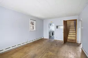 726 Summit St, Eveleth, MN 55734 - Photo 8