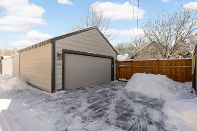 5325 Chowen Avenue S, Minneapolis, MN 55410 - Photo 26