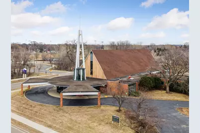 5827 Humboldt Avenue N, Brooklyn Center, MN 55430 - Photo 2