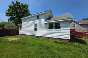945 Geranium Ave E, Saint Paul, MN 55106 - Photo 18