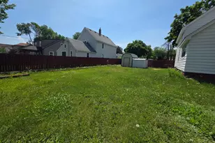 945 Geranium Ave E, Saint Paul, MN 55106 - Photo 16