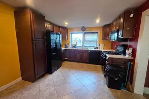945 Geranium Ave E, Saint Paul, MN 55106 - Photo 10