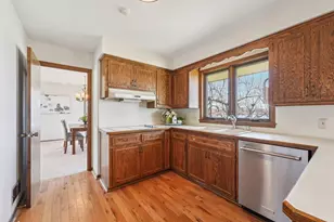 3921 Crystal Lake Blvd, Robbinsdale, MN 55422 - Photo 24