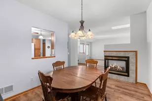 15722 Finesse Way, Apple Valley, MN 55124 - Photo 10