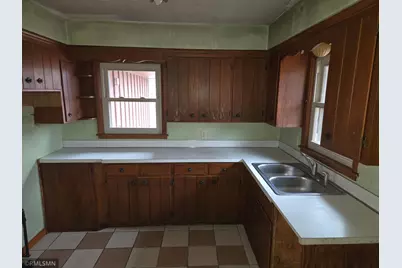 1875 46th Street E, Inver Grove Heights, MN 55077 - Photo 6