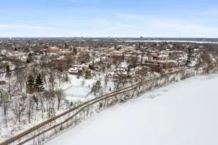 2700 W 44th St, Minneapolis, MN 55410 - Photo 30