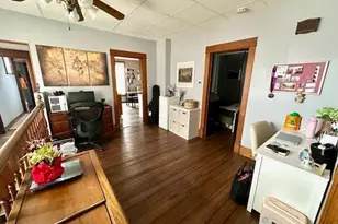 221 N 3rd Ave, Albert Lea, MN 56007 - Photo 6