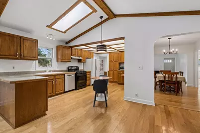 1311 Idaho Avenue W, Saint Paul, MN 55108 - Photo 28