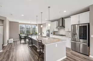 573 Satori Wy, Chaska, MN 55318 - Photo 10