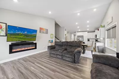 9176 Granada Avenue S, Cottage Grove, MN 55016 - Photo 8