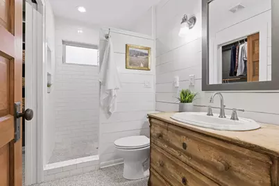 5605 Woodstock Avenue, Golden Valley, MN 55422 - Photo 16