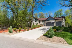 1201 93rd St E, Inver Grove Heights, MN 55077 - Photo 4