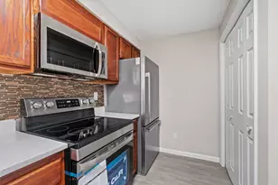 6494 Bonner Ct, Inver Grove Heights, MN 55076 - Photo 10