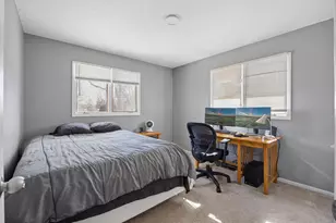 8101 Noid Dr, Brooklyn Park, MN 55428 - Photo 14