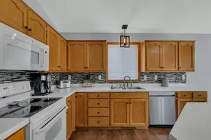 354 Maple Dr, Foley, MN 56329 - Photo 8