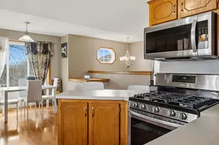 5785 Yucca Ln N, Plymouth, MN 55446 - Photo 8