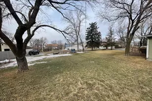 549 1st Ave W, Halstad, MN 56548 - Photo 2