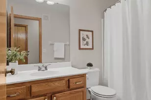 619 Crane Creek Ln, Eagan, MN 55121 - Photo 22