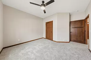 3072 Prairie Rose Dr, Mankato, MN 56001 - Photo 34