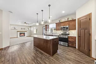 3072 Prairie Rose Dr, Mankato, MN 56001 - Photo 12