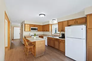 1348 Sheridan Ave N, Minneapolis, MN 55411 - Photo 6