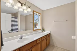 1348 Sheridan Ave N, Minneapolis, MN 55411 - Photo 12