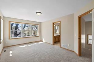 1348 Sheridan Ave N, Minneapolis, MN 55411 - Photo 10