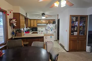 22525 Read Ave, Worthington, MN 56187 - Photo 8