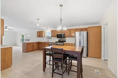 720 Central Avenue S, New Prague, MN 56071 - Photo 2