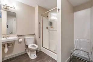 66 9th St E, Saint Paul, MN 55101 - Photo 24