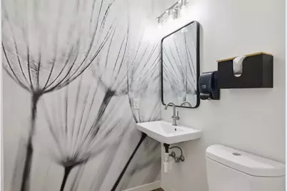 66 9th Street E #2115, Saint Paul, MN 55101 - Photo 16