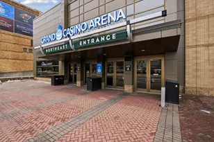 66 9th St E, Saint Paul, MN 55101 - Photo 50