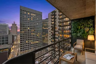 66 9th St E, Saint Paul, MN 55101 - Photo 1