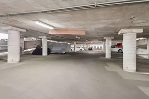 66 9th St E, Saint Paul, MN 55101 - Photo 30