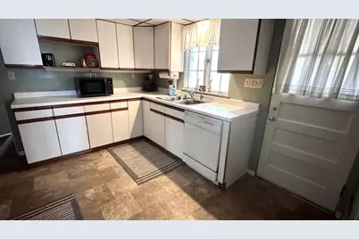 108 N Park Lane, Le Sueur, MN 56058 - Photo 8